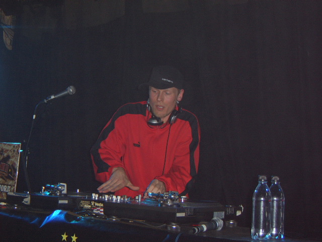 Static_livespot_06.jpg